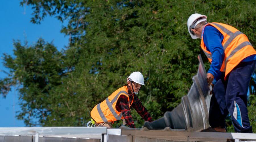 Professional new roof installation services in Oakland, OR